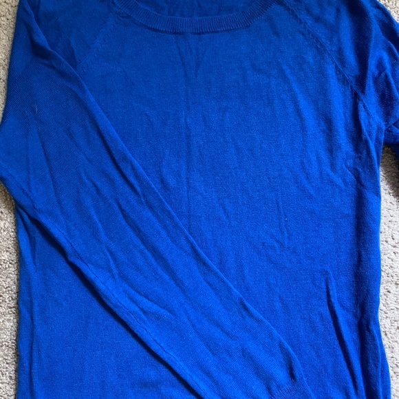 Sweater - Picture 2 of 3